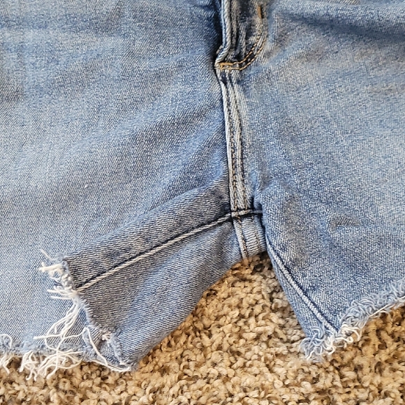 Abercrombie & Fitch Light Blue Jean Shorts 00 - Picture 6 of 6